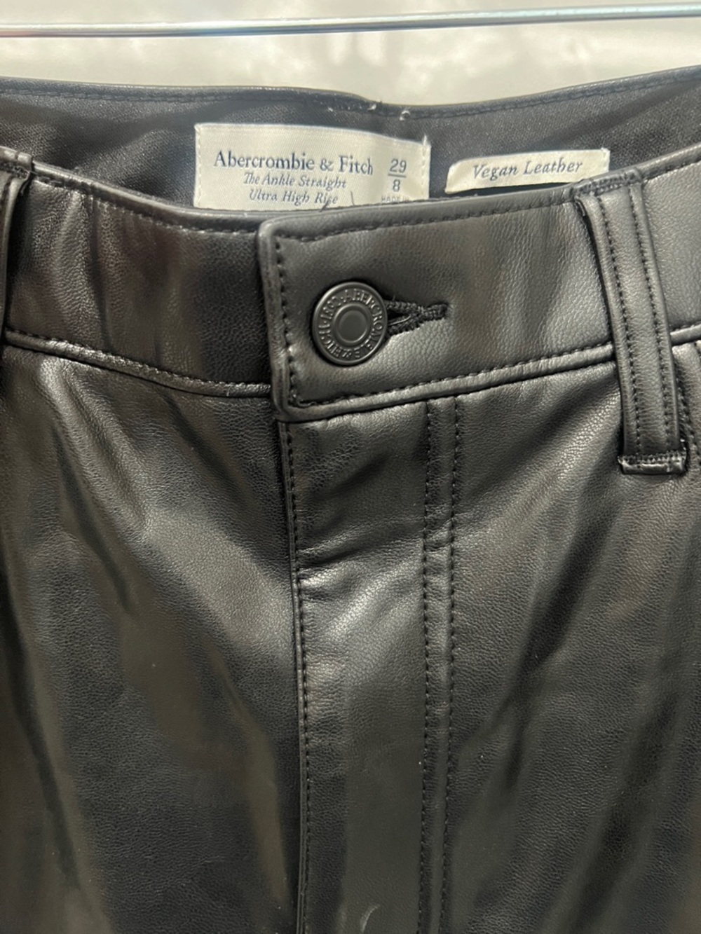 Abercrombie & Fitch Black Vegan Leather Ankle Straight High Rise Pants Size 28 - Picture 2 of 6